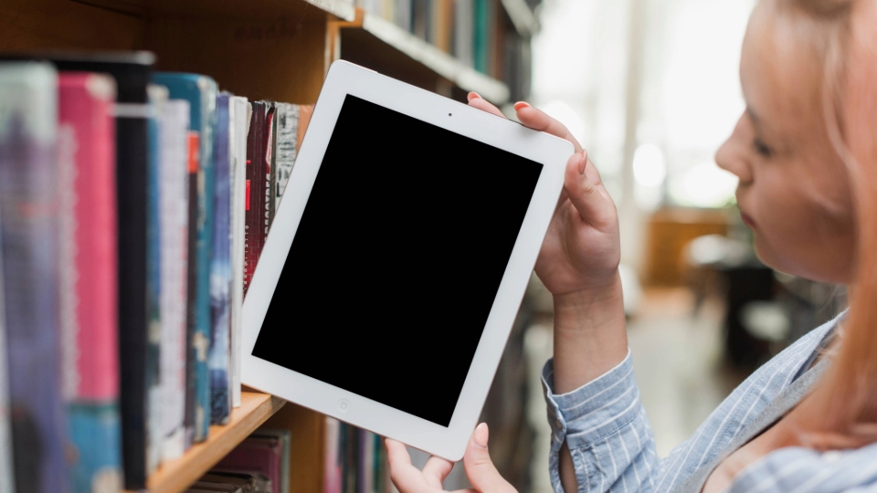 ¿Qué es una biblioteca virtual y para qué sirve si eres estudiante universitario?