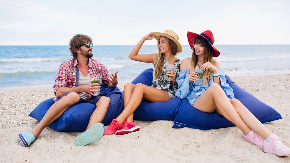 Destinos de verano para estudiantes universitarios cerca de España.