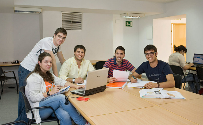 Descubre los 5 nuevos másteres que han llegado a la Universidad de Cádiz este curso 