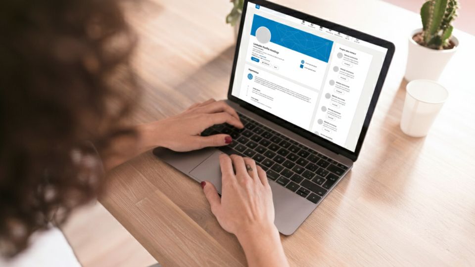 Cómo mejorar tu perfil de LinkedIn mientras estudias en la universidad