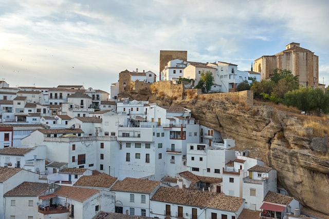 ¿ESTUDIAS EN CÁDIZ? ¡ESTA ES LA RUTA DEFINITIVA PARA QUE ESTE AÑO NO TE PIERDAS NINGUNA FERIA!  