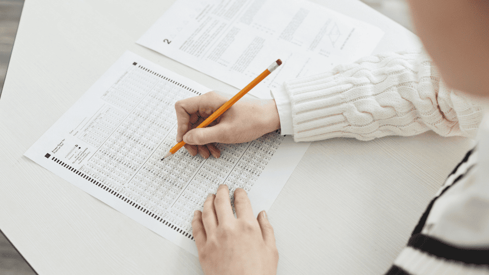Cómo estudiar para un examen tipo test y aprobar