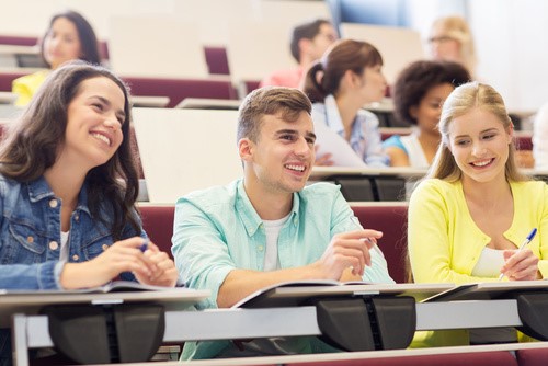 Las tasas universitarias ¡se congelan! en casi todas las Comunidades Autónomas