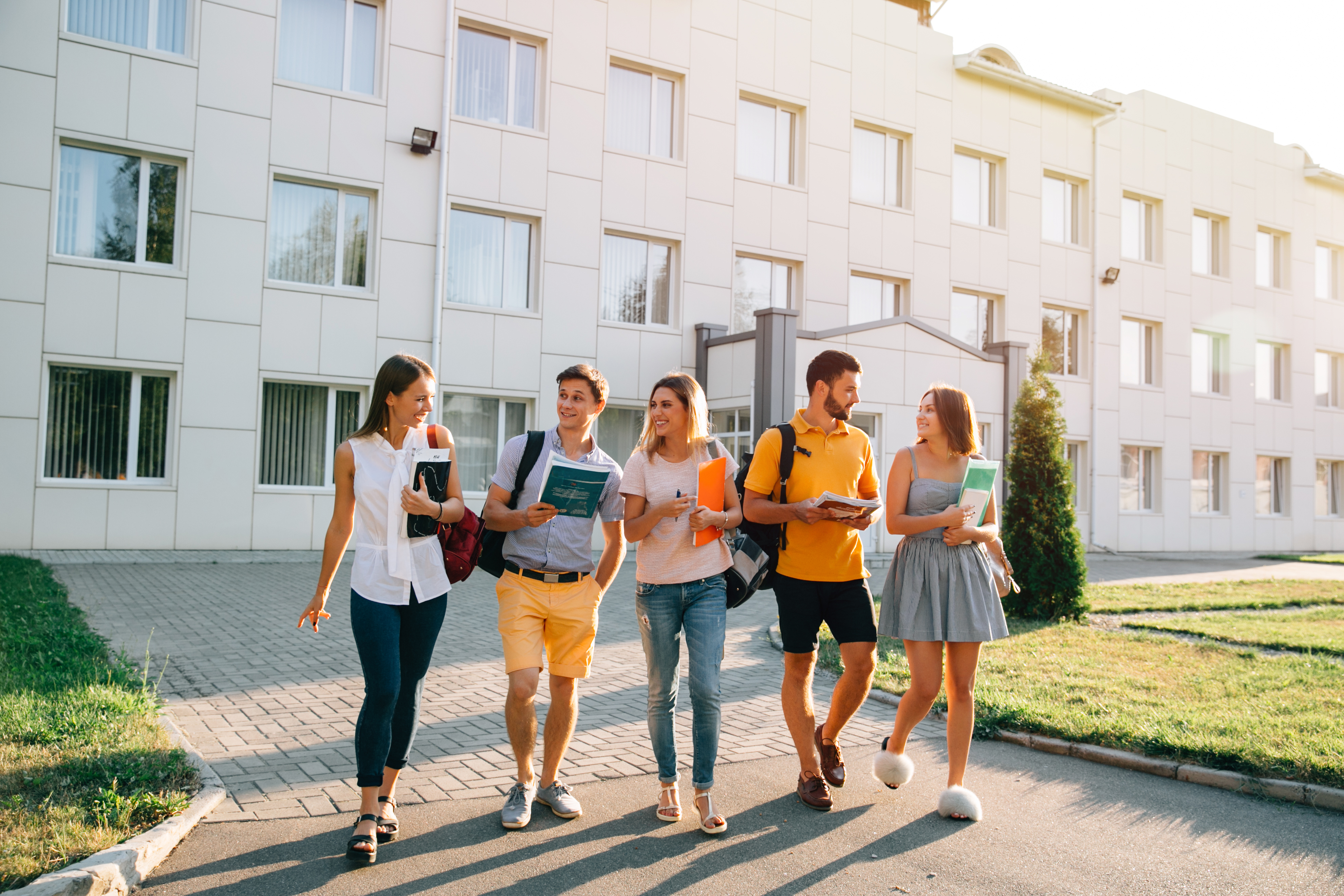 BENEFICIOS DE RESIDIR EN UN CAMPUS UNIVERSITARIO